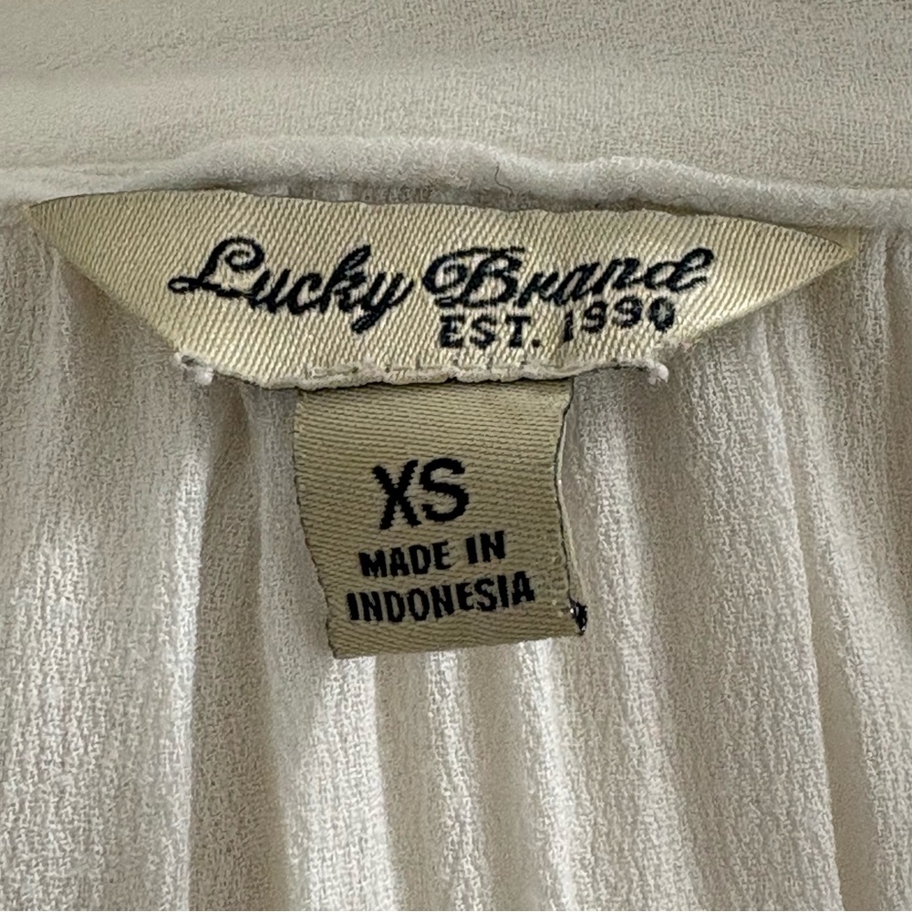 Lucky Brand Short Sleeve White Sheer Henley Viscose Top Sz XS - Picture 4 of 5